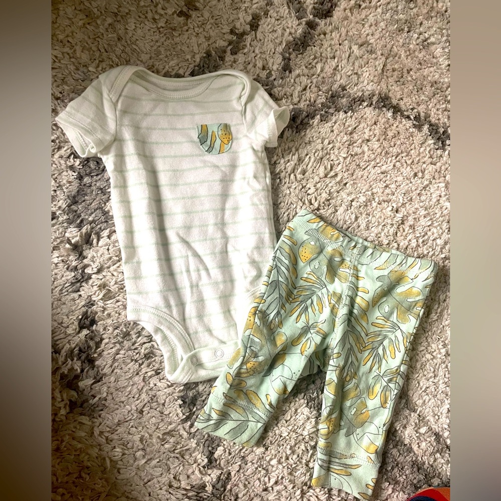 Carters floral outfit